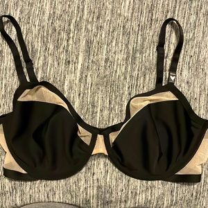 32DDD Unlined Victoria Secret bra